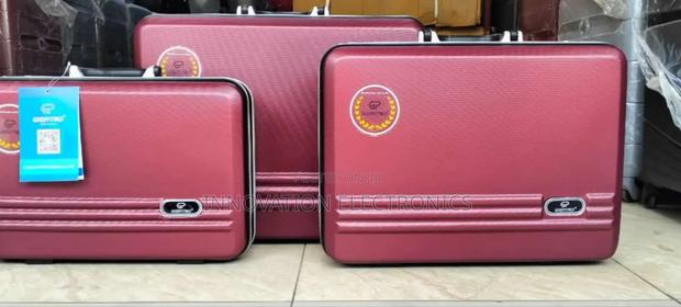 3-in-1 Hard Shell Briefcase Set
Durable and Stylish Briefcase Set - thumbnail 2