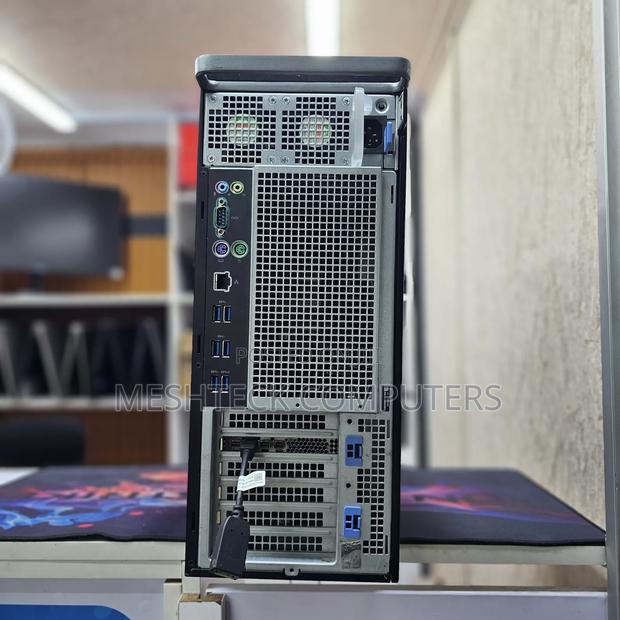 Desktop Computer Dell Precision 5820 32GB Intel Xeon SSD 512GB - thumbnail 3