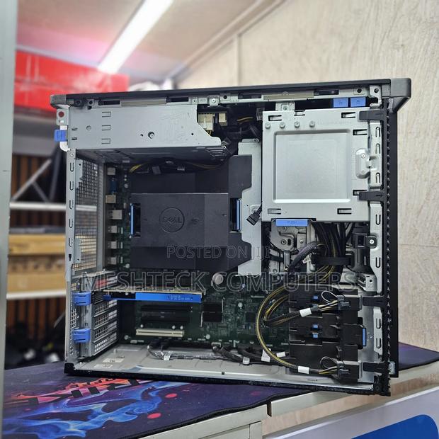 Desktop Computer Dell Precision 5820 32GB Intel Xeon SSD 512GB - thumbnail 6