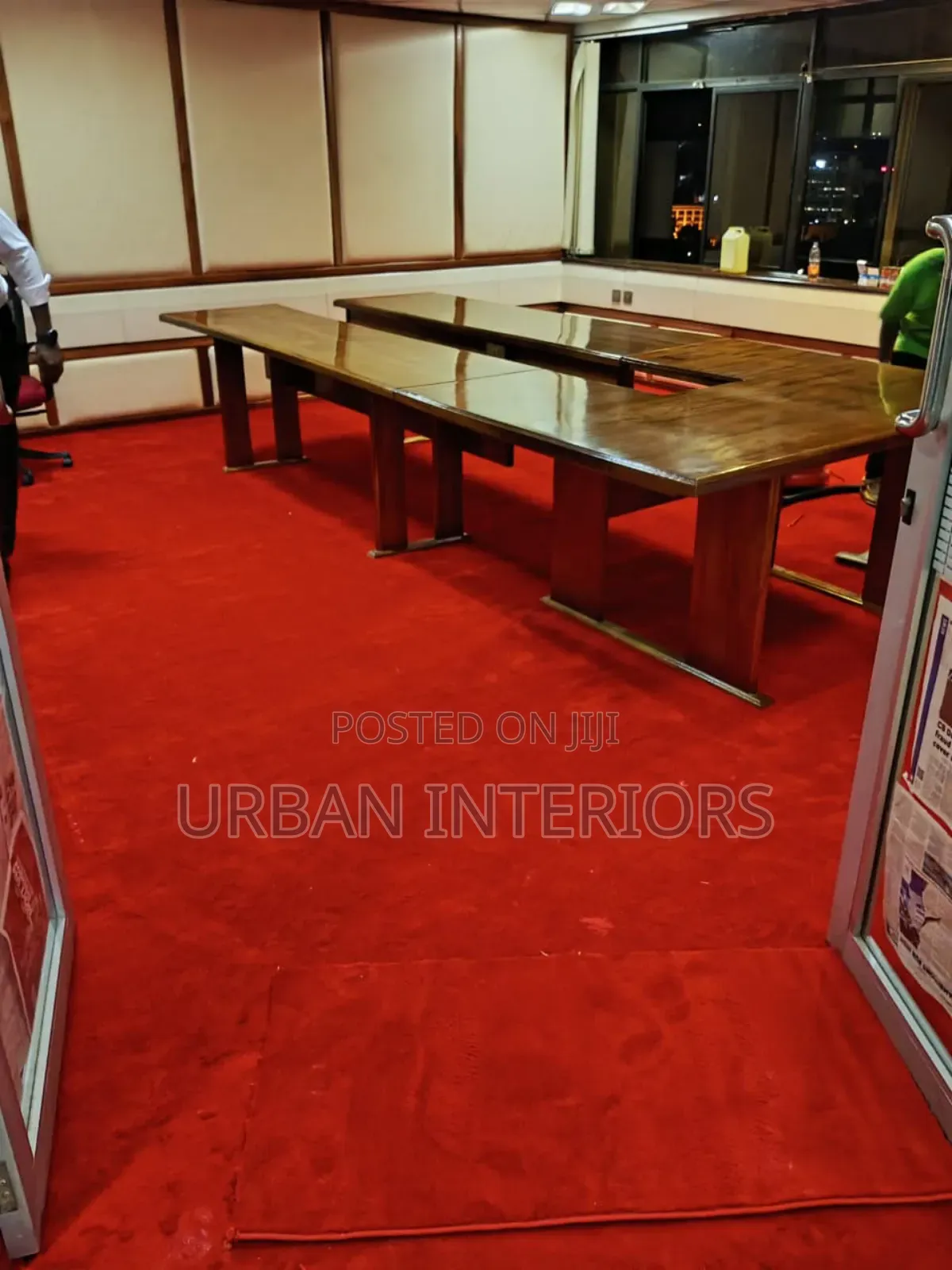 Deep Red Carpet Deep Red Carpet for Boardrooms Flip