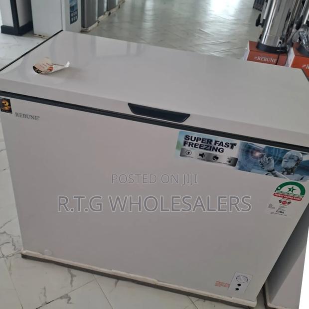 Rebune Large 250l Chest Freezer
