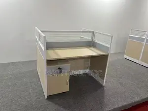 Office Desk : 2‐Way Modern Modular Office Workstation