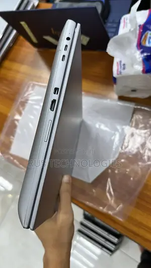 Laptop HP ZBook Firefly 16 G10 16GB Intel Core i7 SSD 512GB