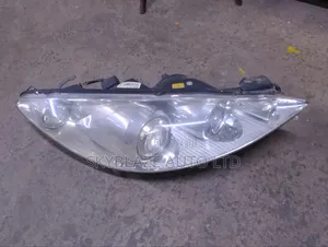 Peugeot 207 Headlight