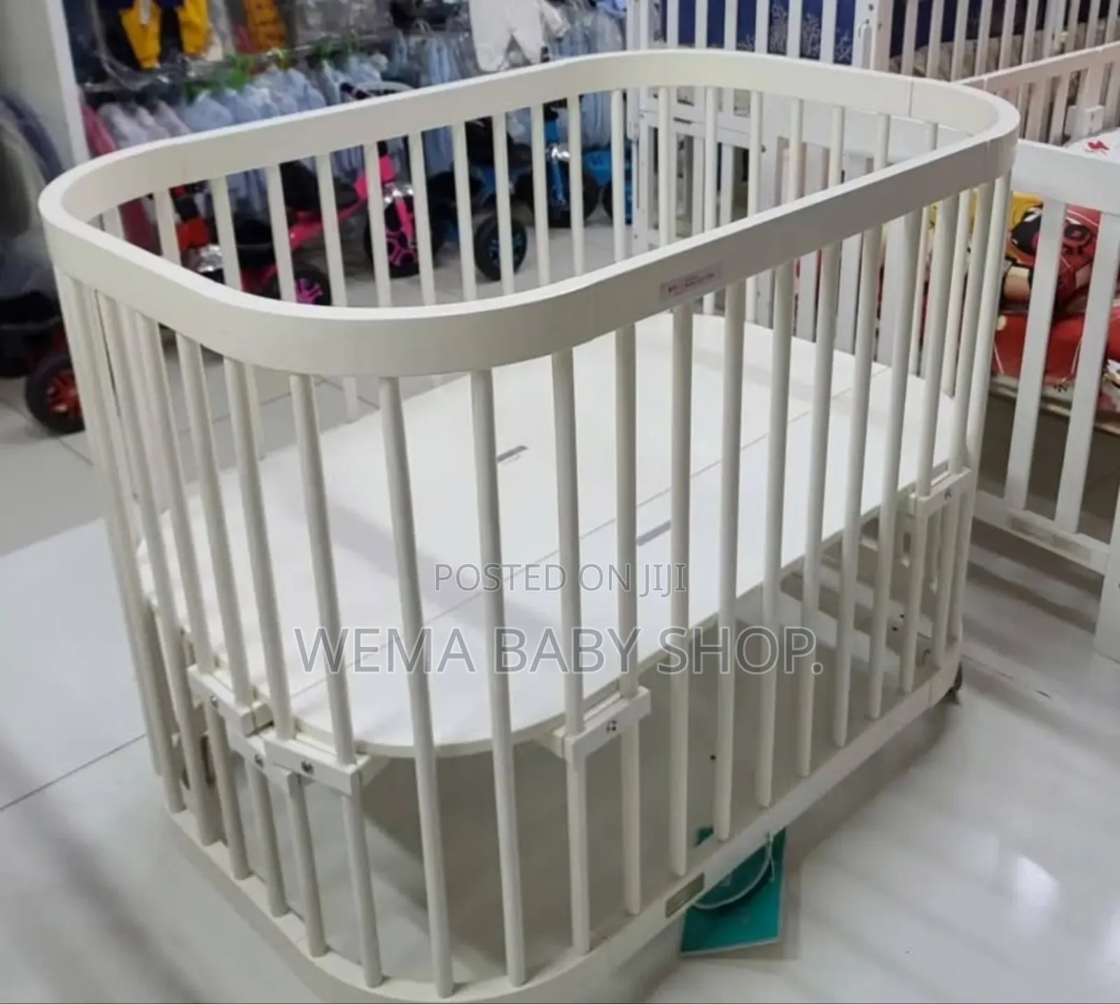 Convertible Oval Baby Cot