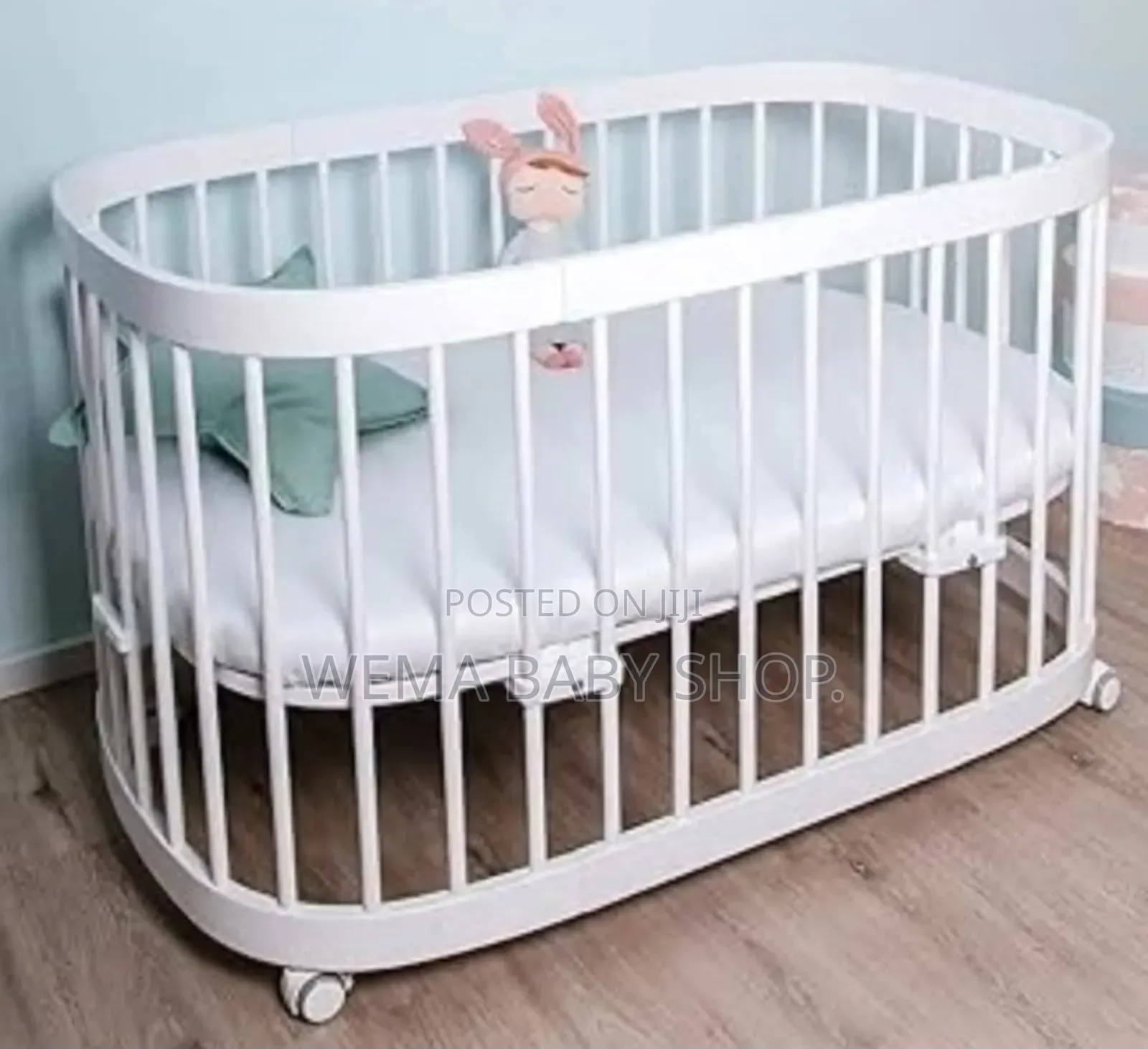 Convertible Oval Baby Cot