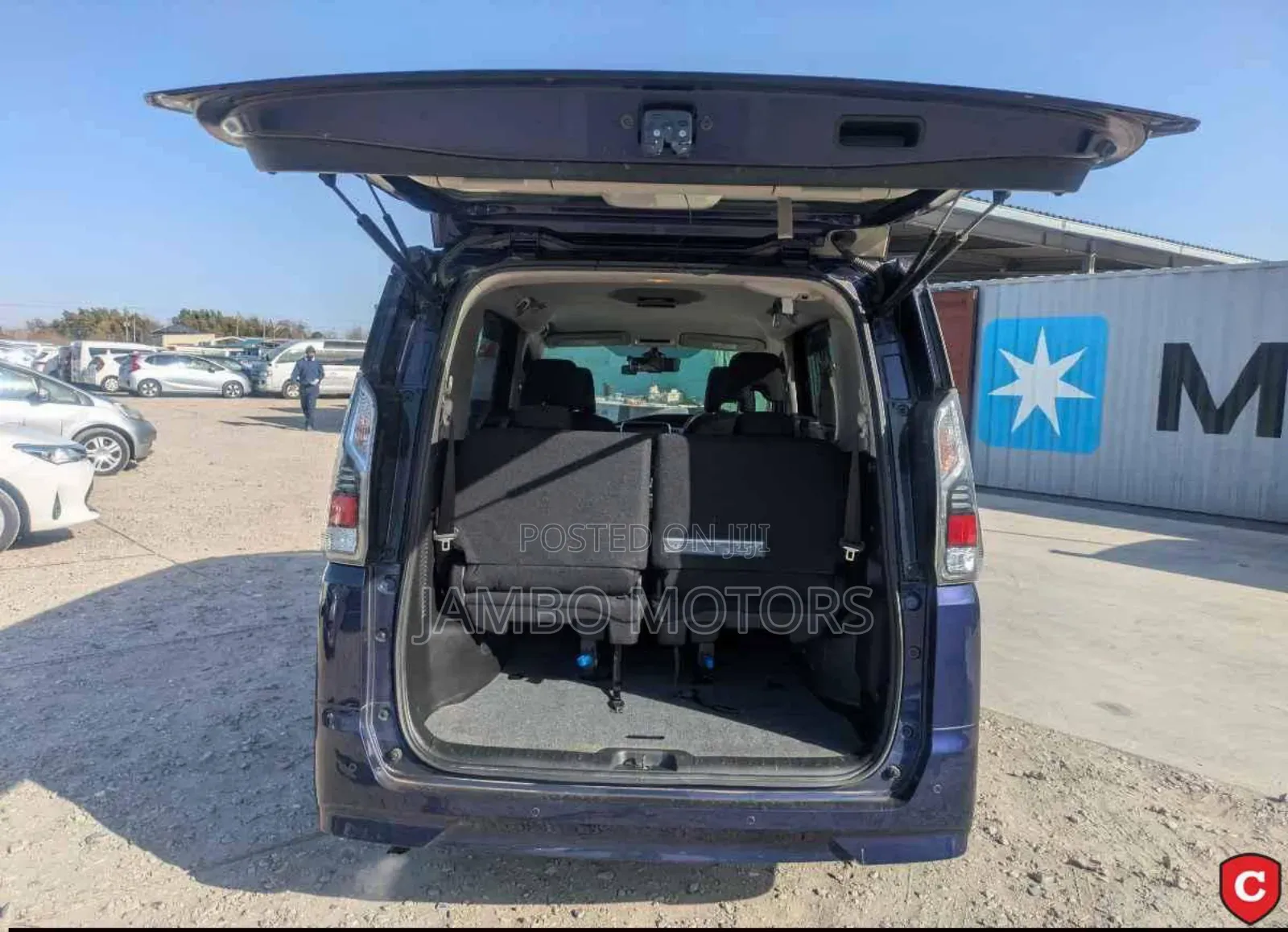 Nissan Serena 2019 Blue