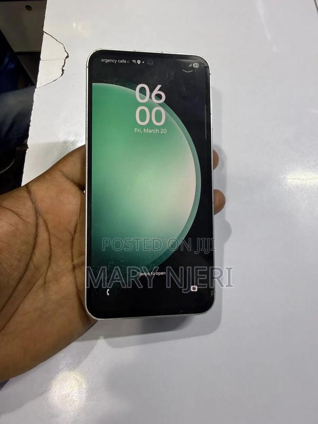 Samsung Galaxy S23 FE 128 GB Black - thumbnail 4