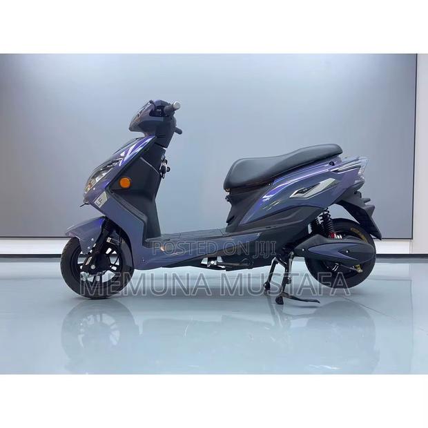 New Motorcycle 2024 White - thumbnail 4