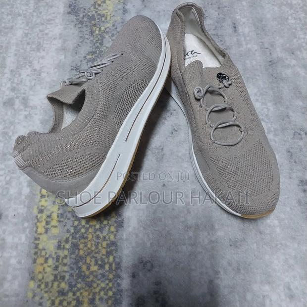 Sneaker Shoe