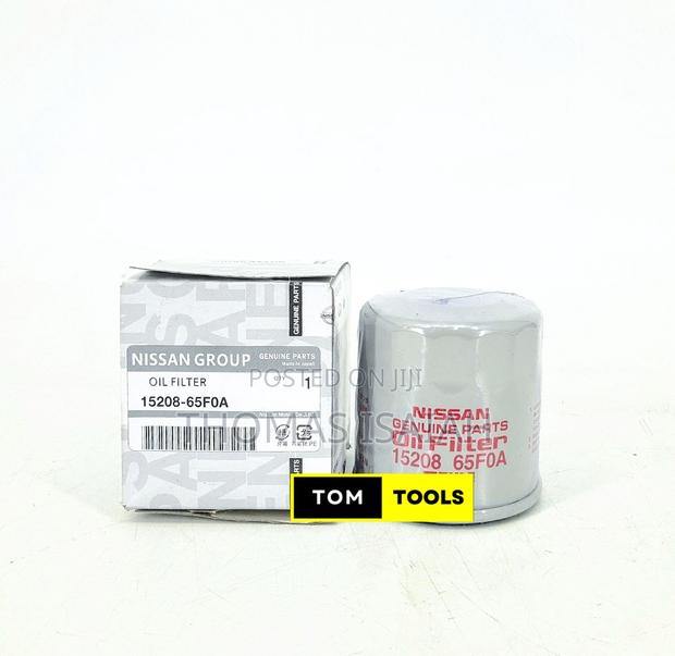 Nissan Genuine Parts Oil Filter 15208 65f0a