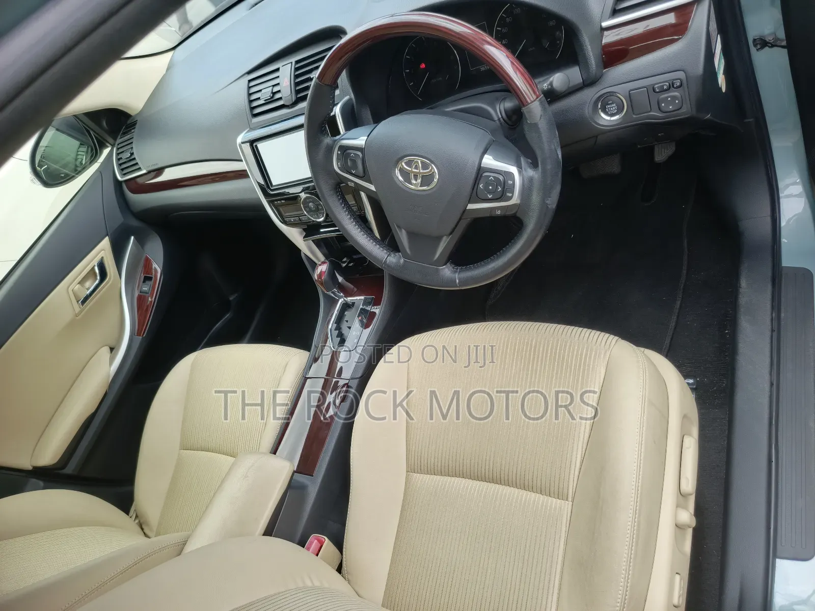 Toyota Premio 2019 Blue