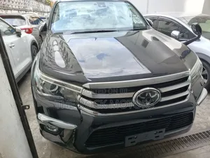 Toyota Hilux 2018 Black