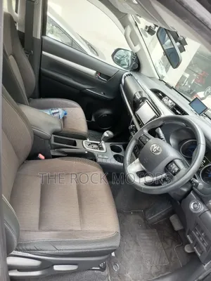 Toyota Hilux 2018 Black