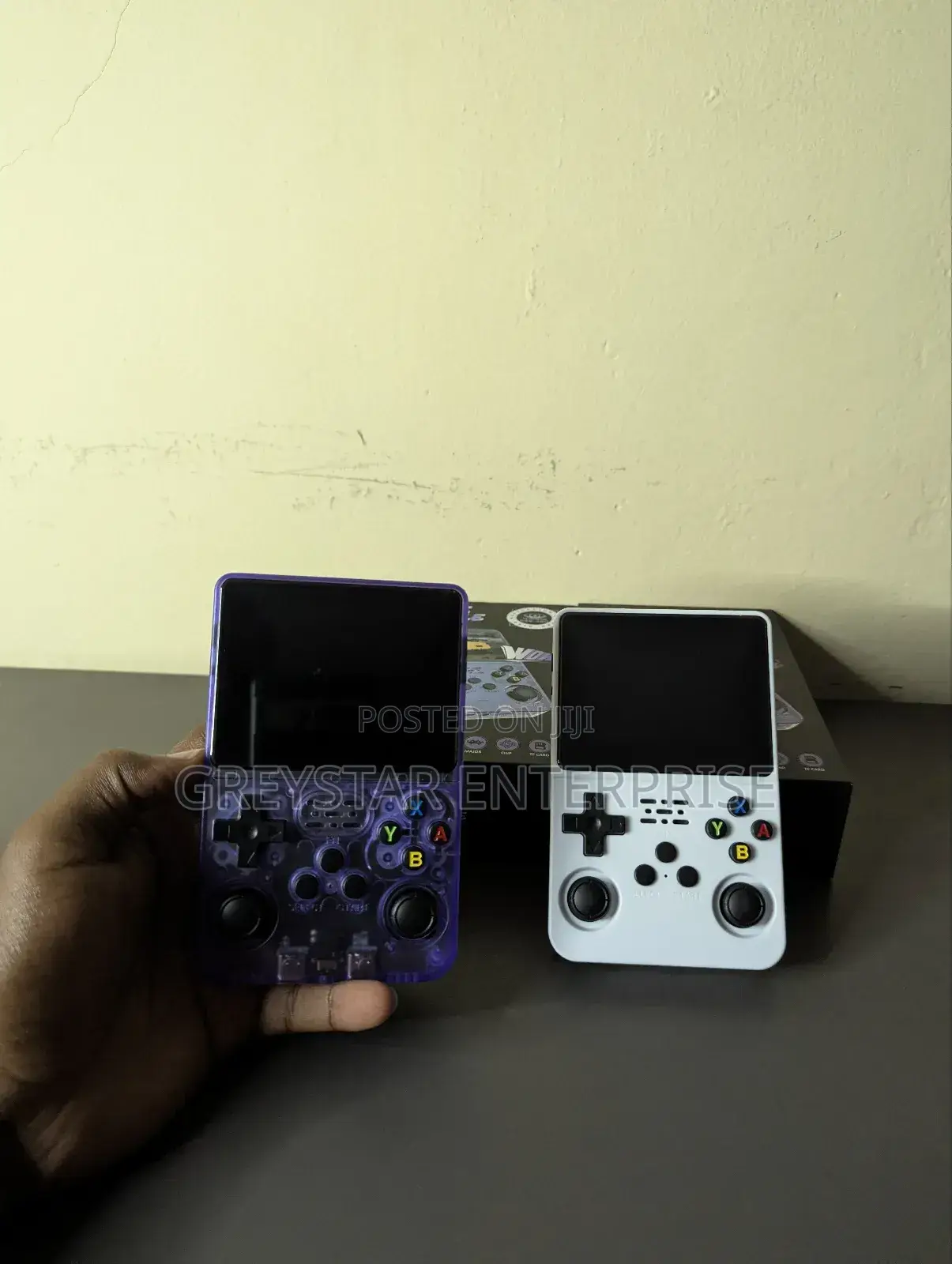 R36s Retro Handheld Game Console Arkos System Video Games Player