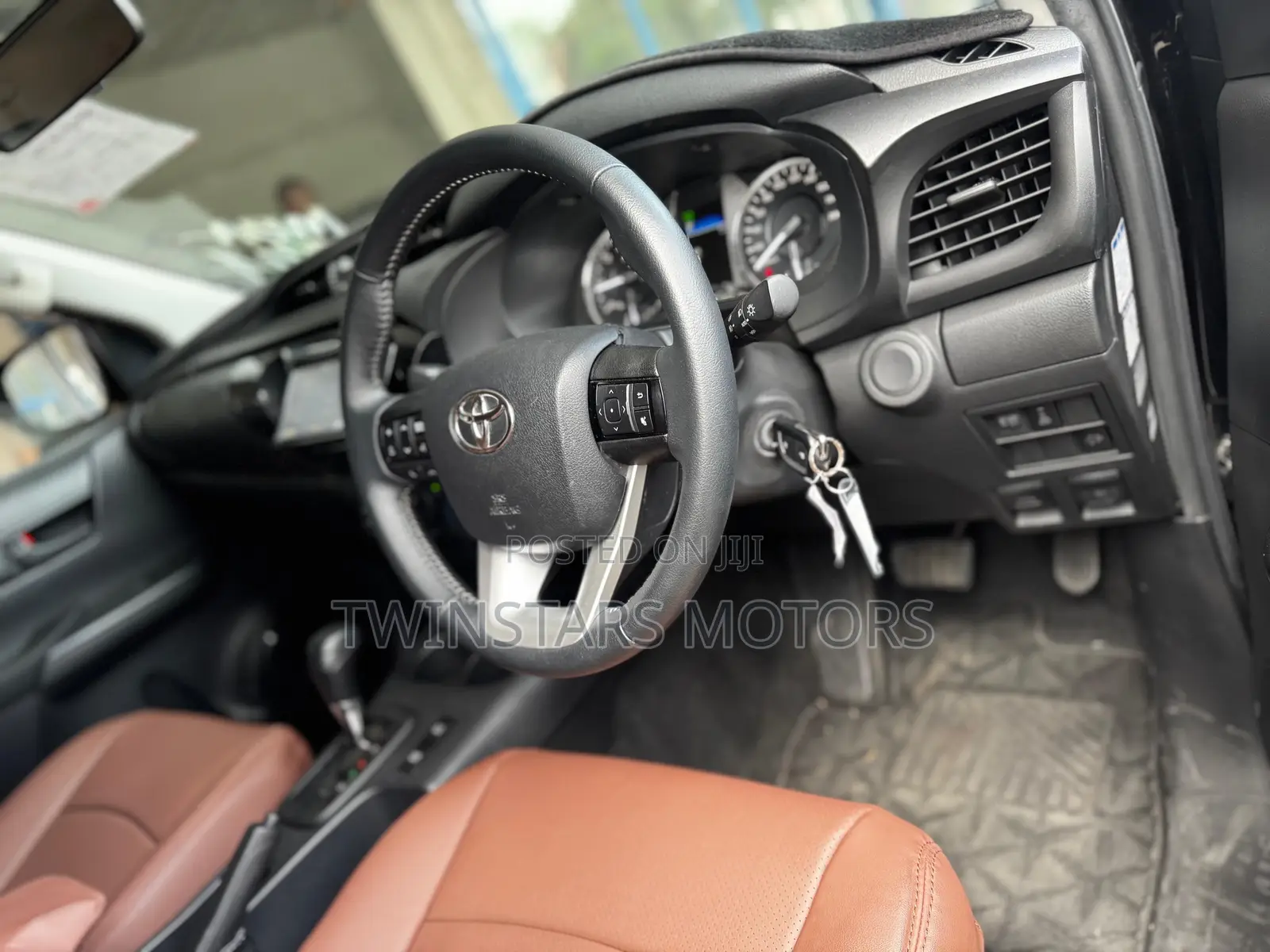 Toyota Hilux Revo Double Cab Deisel 2.4 AWD 2020 Black