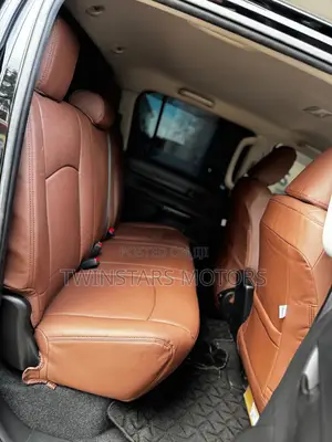 Toyota Hilux Revo Double Cab Deisel 2.4 AWD 2020 Black