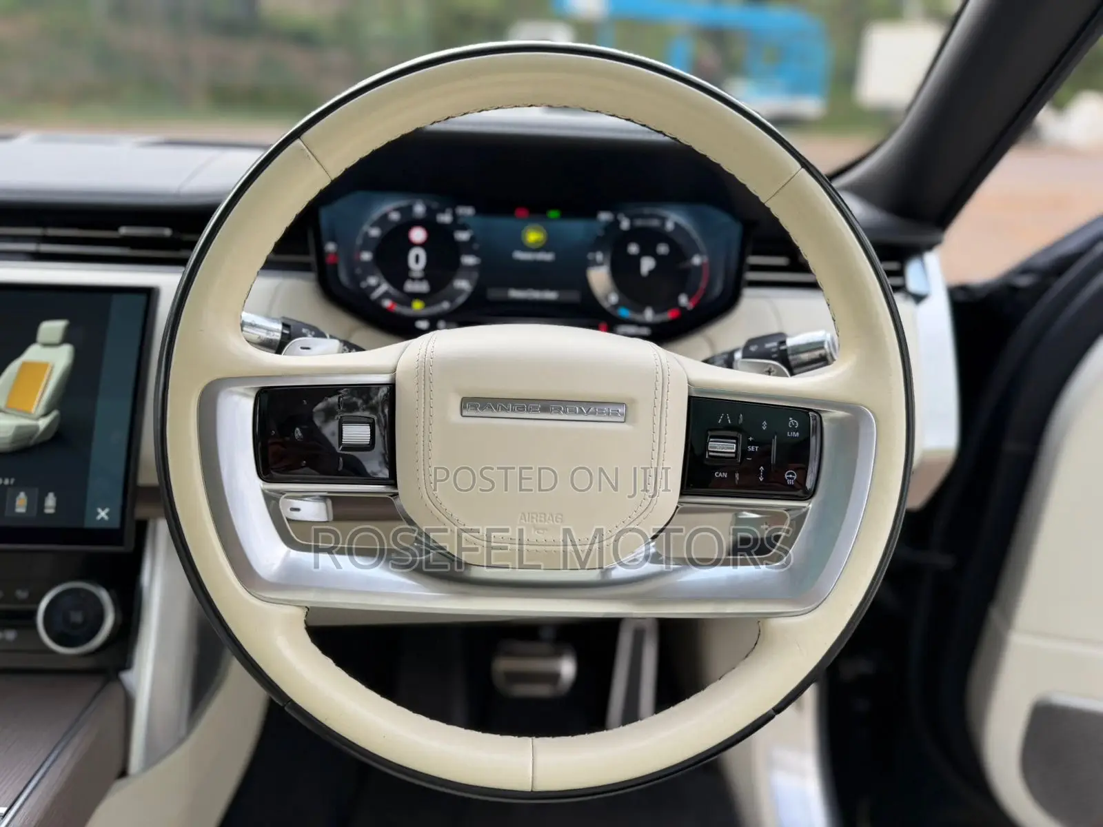 Land Rover Range Rover Vogue 2022 Black