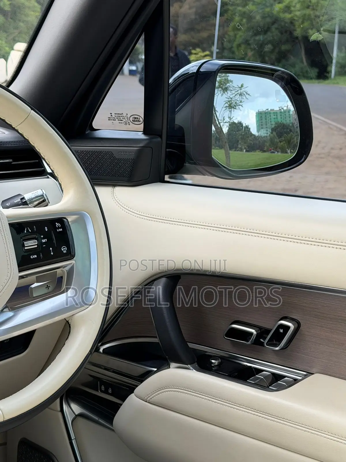 Land Rover Range Rover Vogue 2022 Black