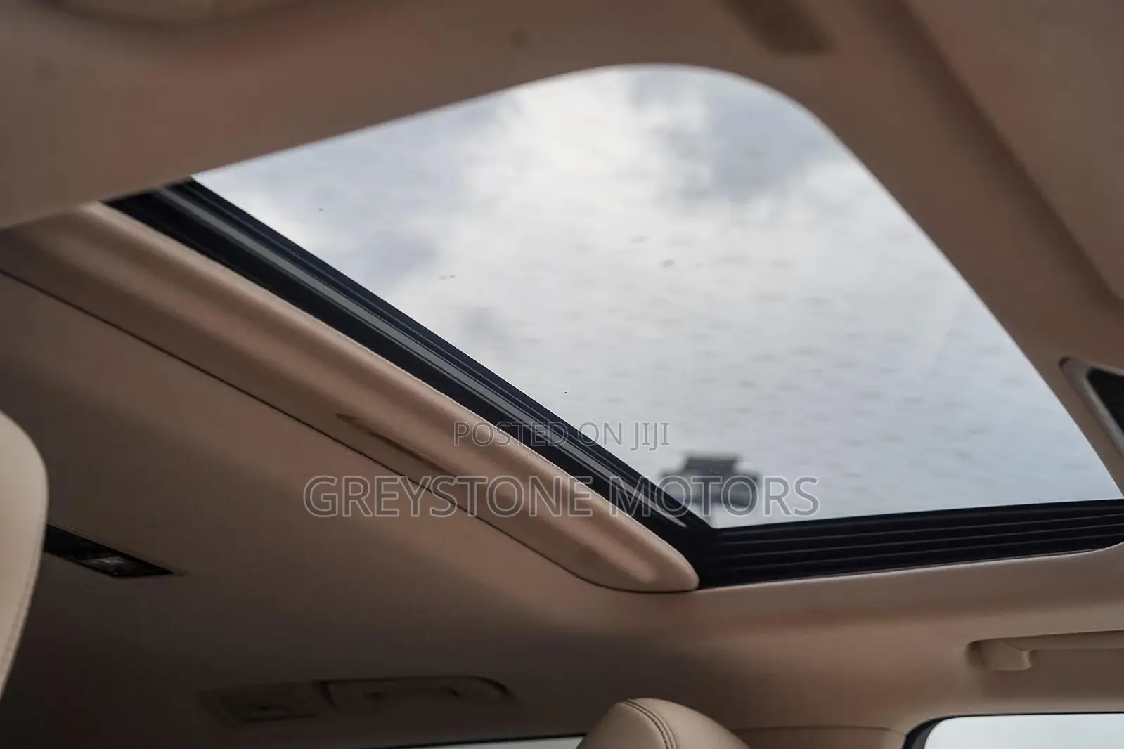Toyota Land Cruiser 2023 White
