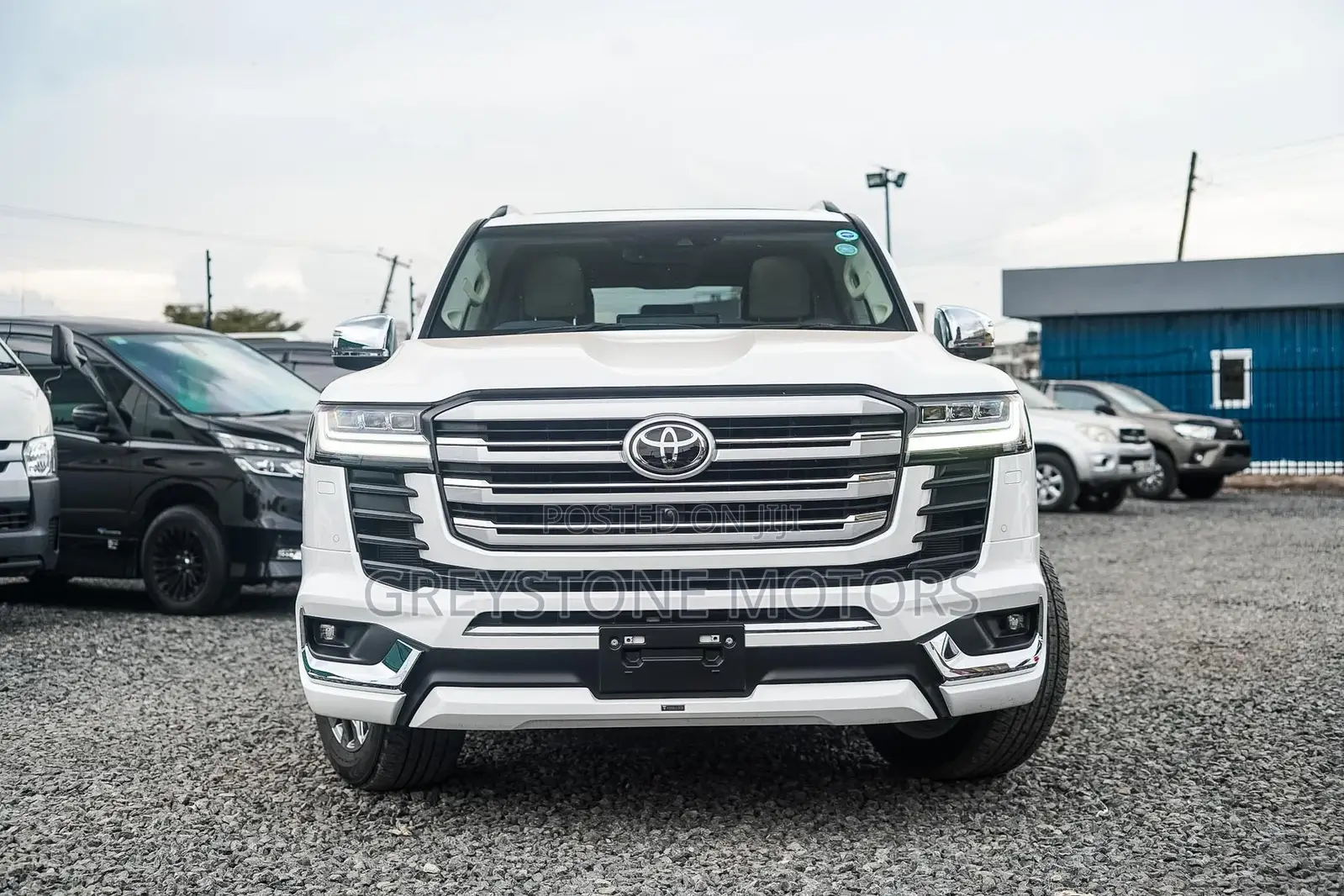 Toyota Land Cruiser 2023 White