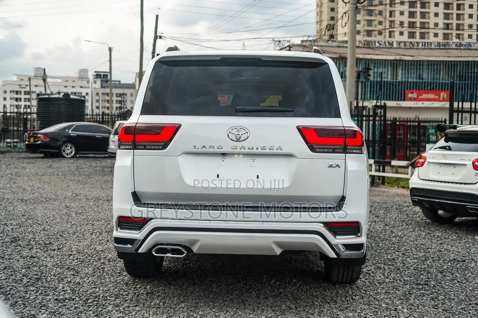 Toyota Land Cruiser 2023 White