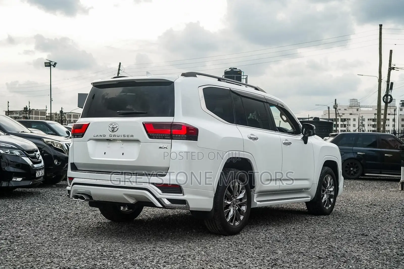 Toyota Land Cruiser 2023 White