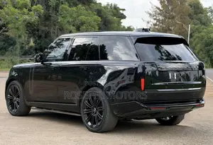 Land Rover Range Rover Vogue 2022 Black