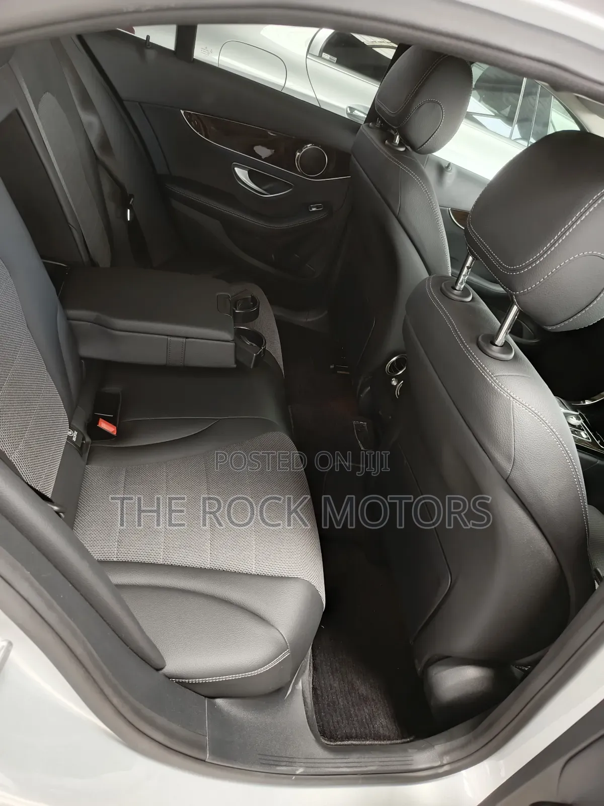 Mercedes-Benz C200 2018 Silver