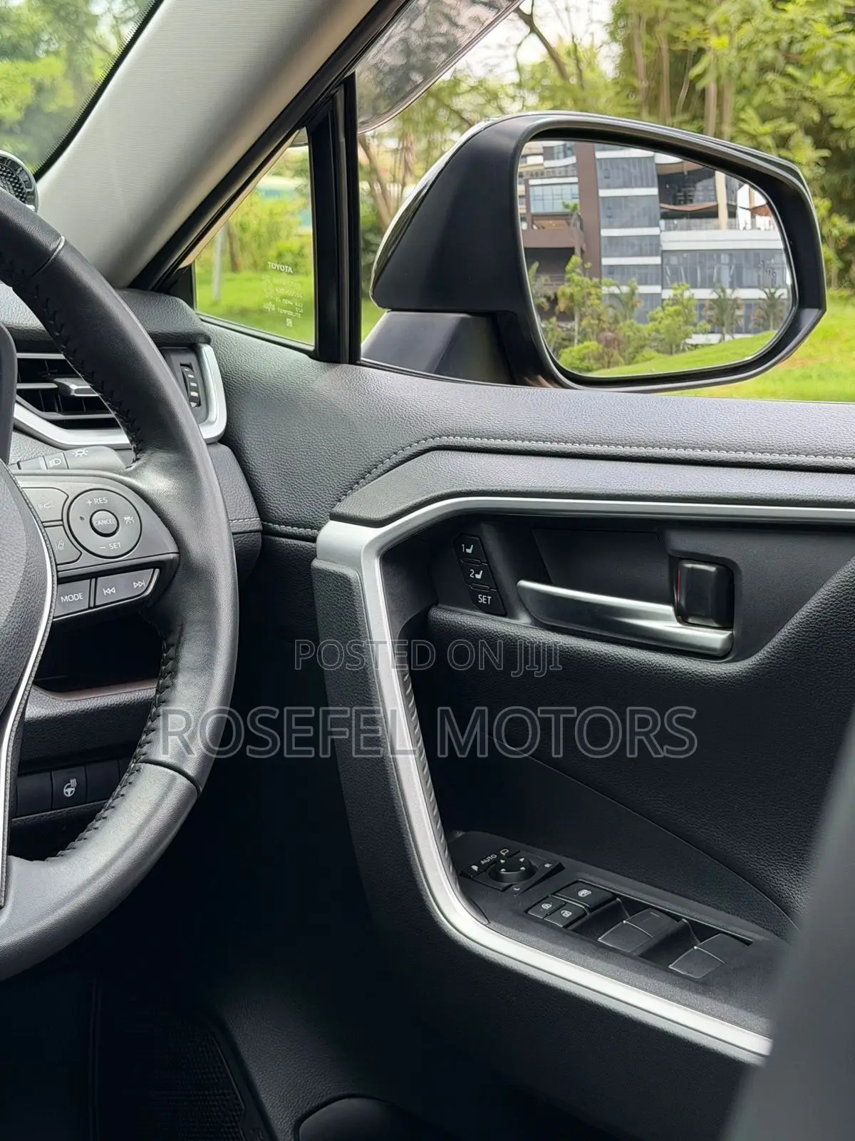 Toyota RAV4 Hybrid 2019 Black