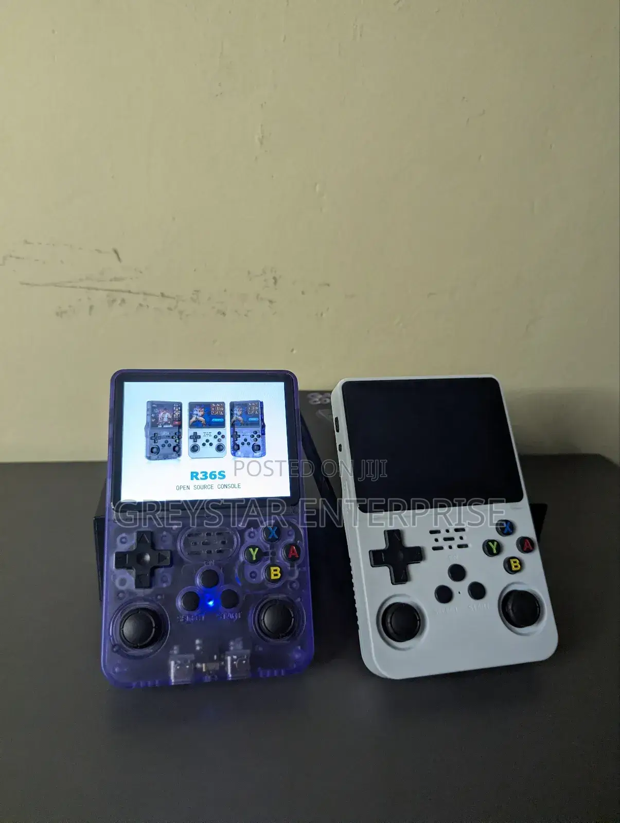 Portable R36 Gaming Console Sony PSP and Nintendo Switch 64 Games