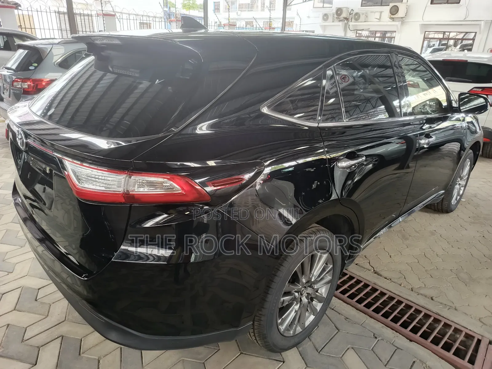 Toyota Harrier 2019 Black