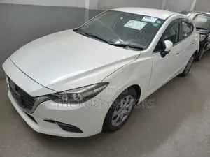Mazda Axela 2019 White