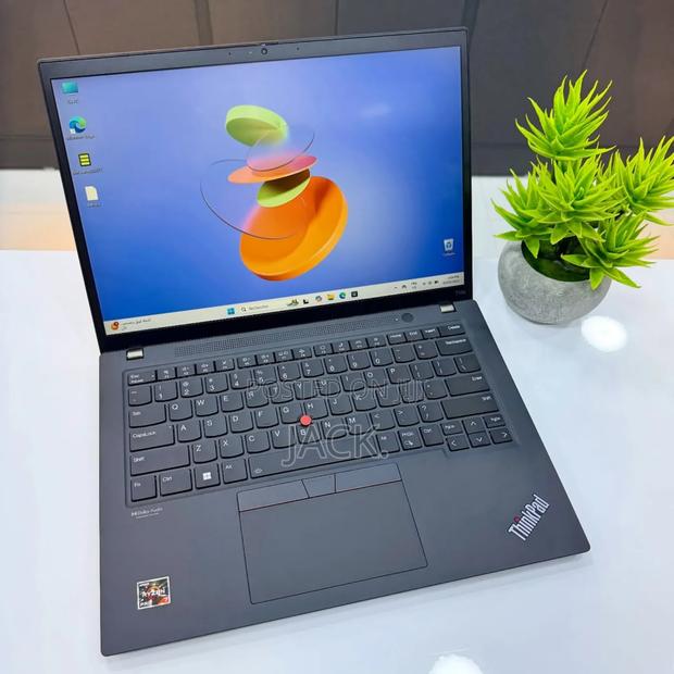 Laptop Lenovo Thinkpad T14s Gen 2 16GB AMD Ryzen 5 SSD 256GB