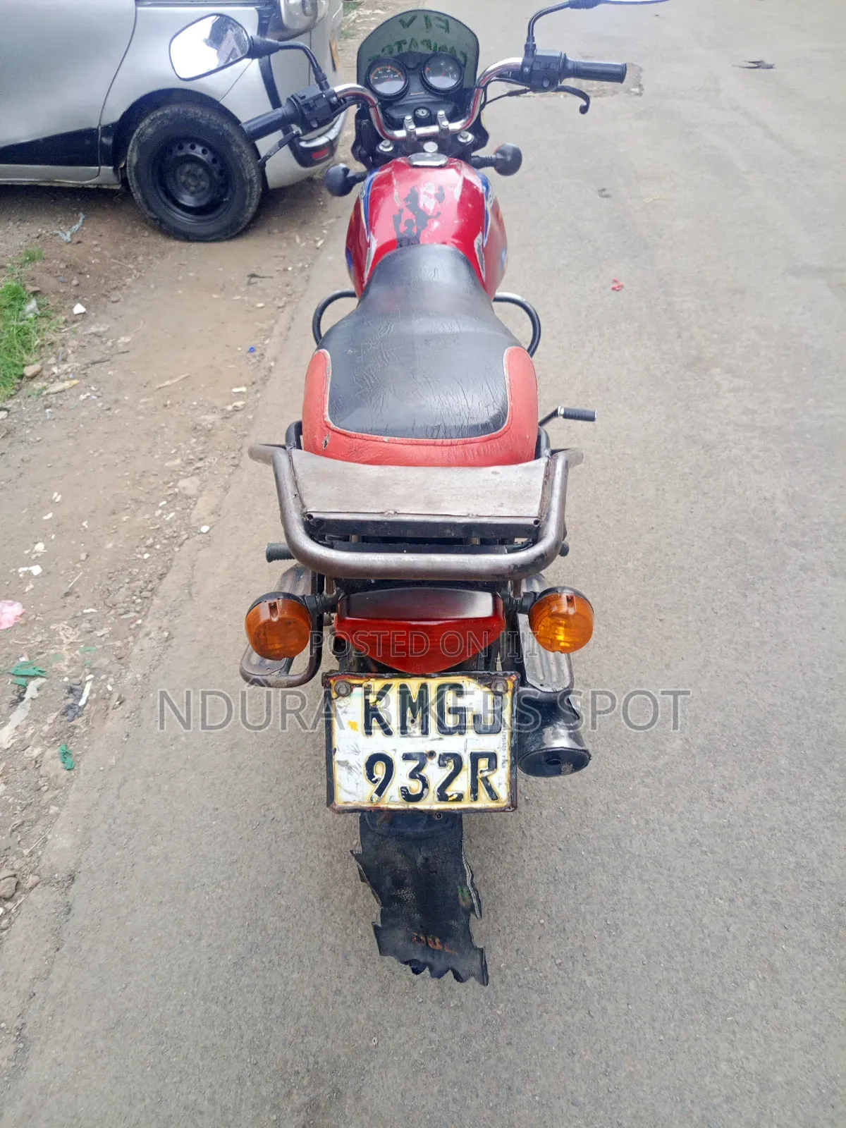 Bajaj Boxer 125 2024 Red
