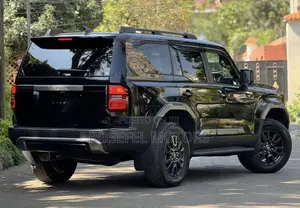 Toyota Land Cruiser Prado 2.7 2024 Black