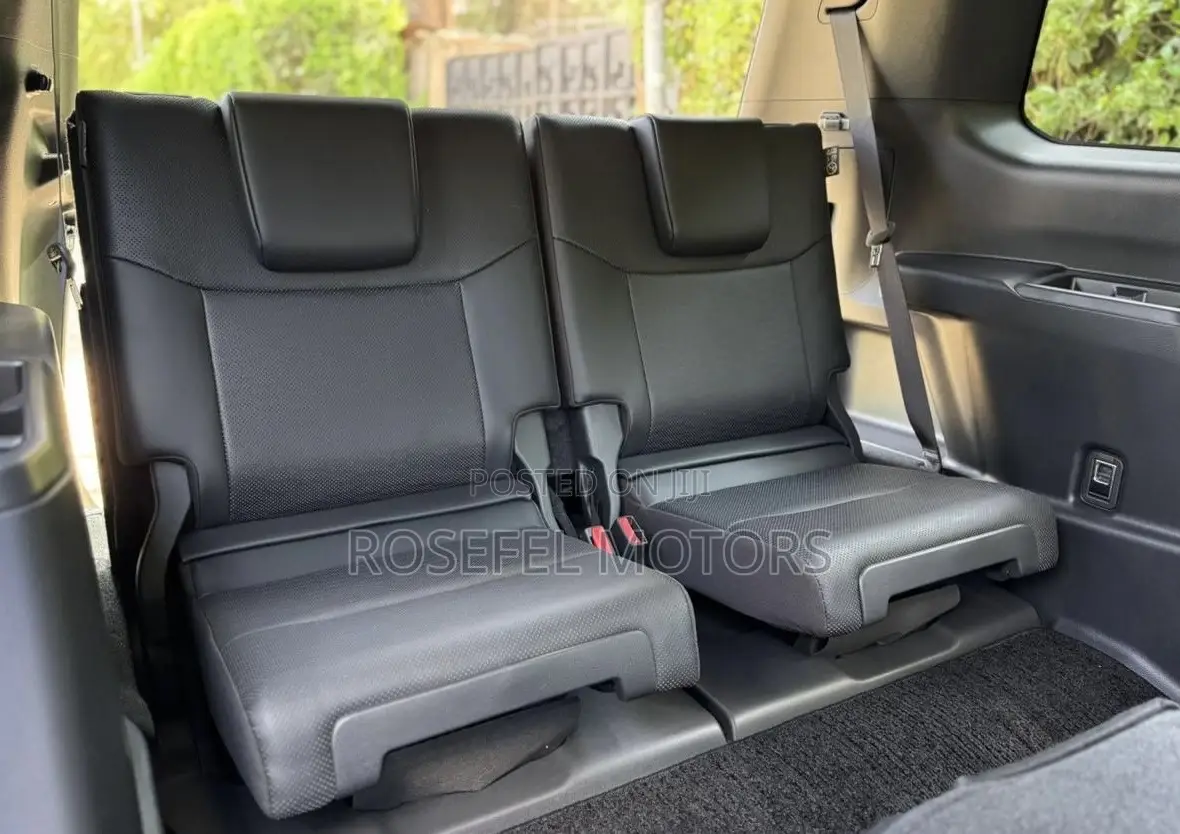 Toyota Land Cruiser Prado 2.7 2024 Black