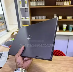Laptop HP Envy 15 8GB AMD Ryzen 5 SSD 256GB