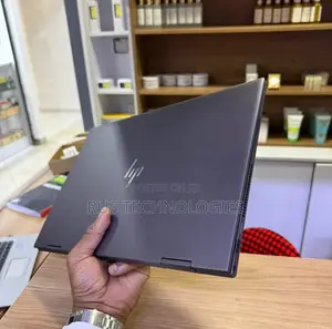 Laptop HP Envy 15 8GB AMD Ryzen 5 SSD 256GB