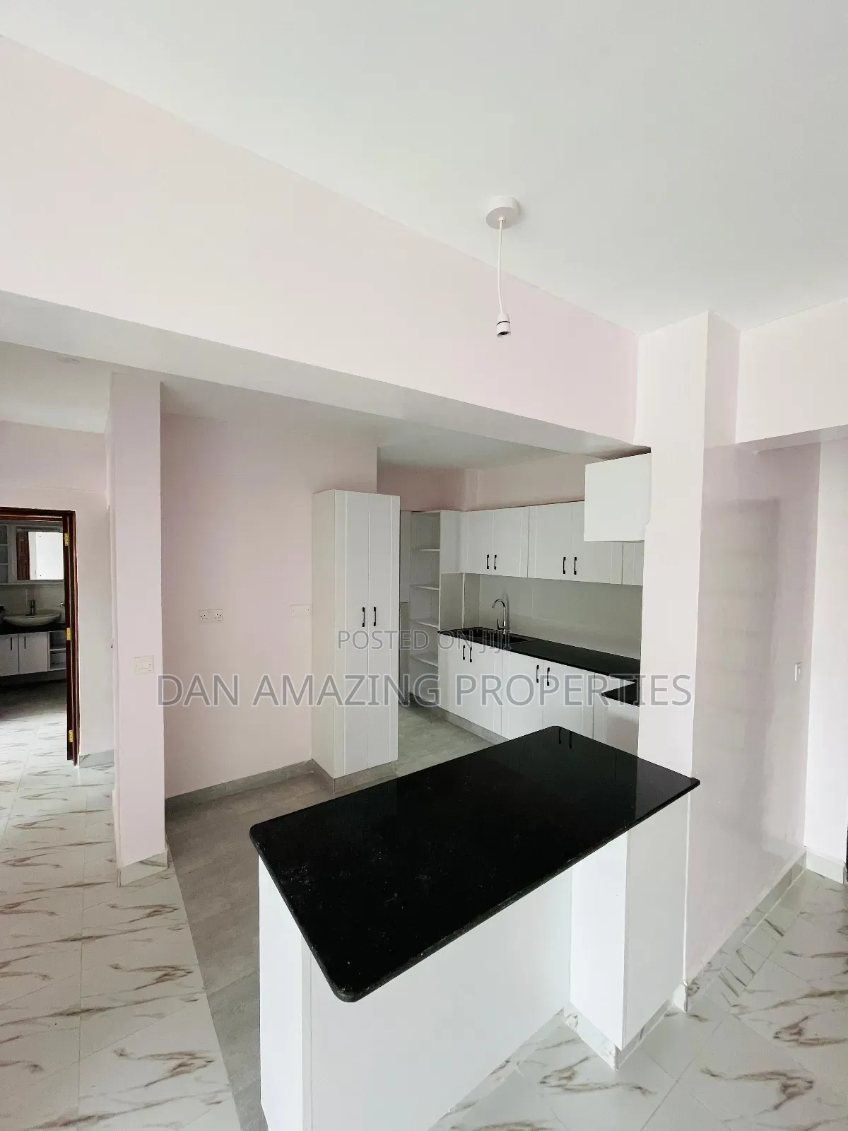 2bdrm Apartment in Ngong Rd, Lenana for rent