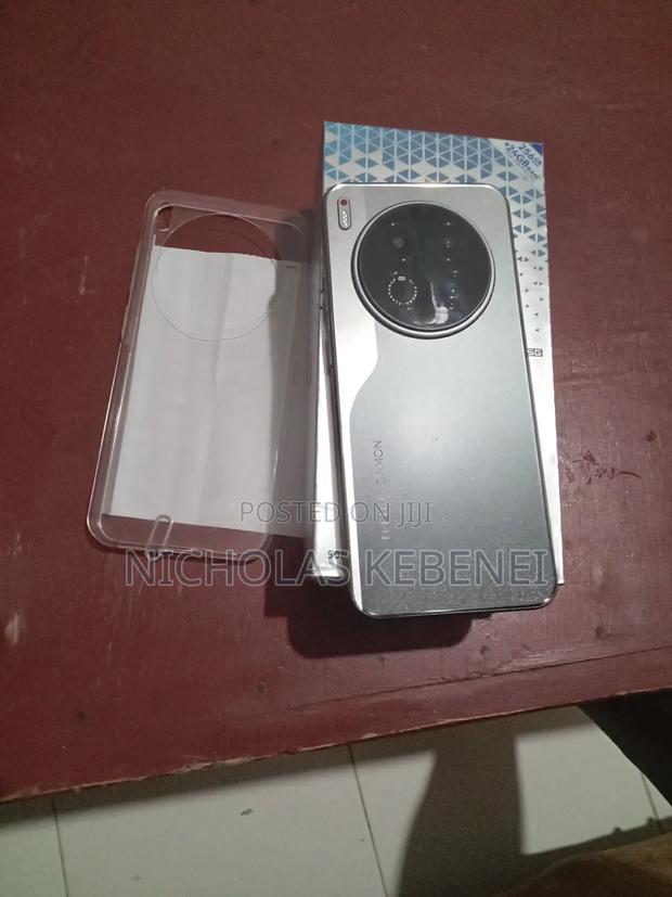 Tecno Camon 40 Premier 256 GB - thumbnail 2