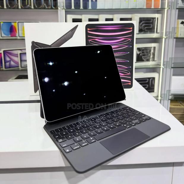 Apple iPad Pro 11 (2022) 128 GB Silver - thumbnail 2