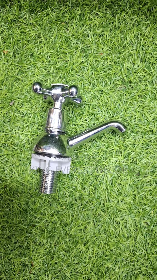 Lirlee Pillar Taps - thumbnail 3