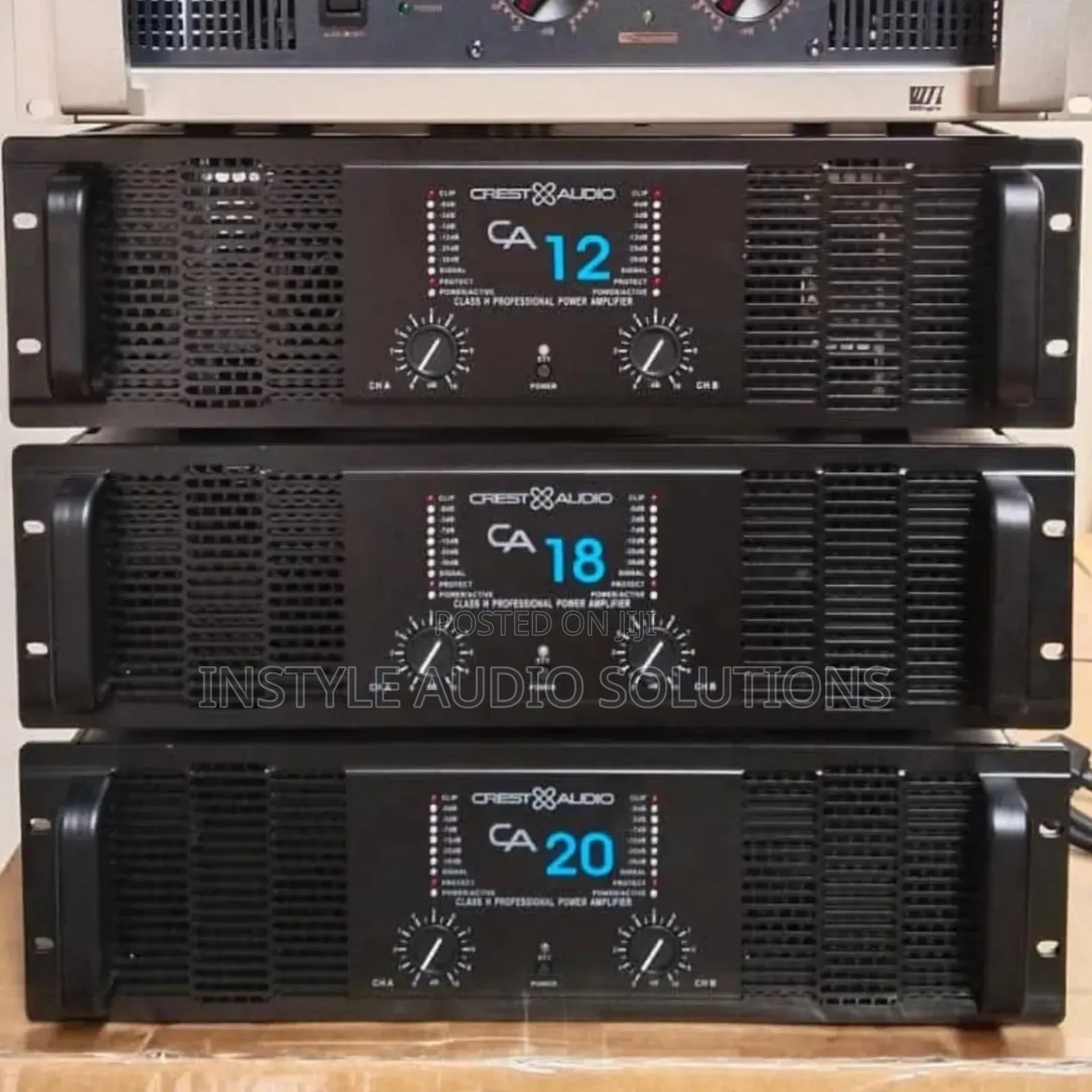C20 Crest Audio Ca20 Powered Amplifier 2 Channels
