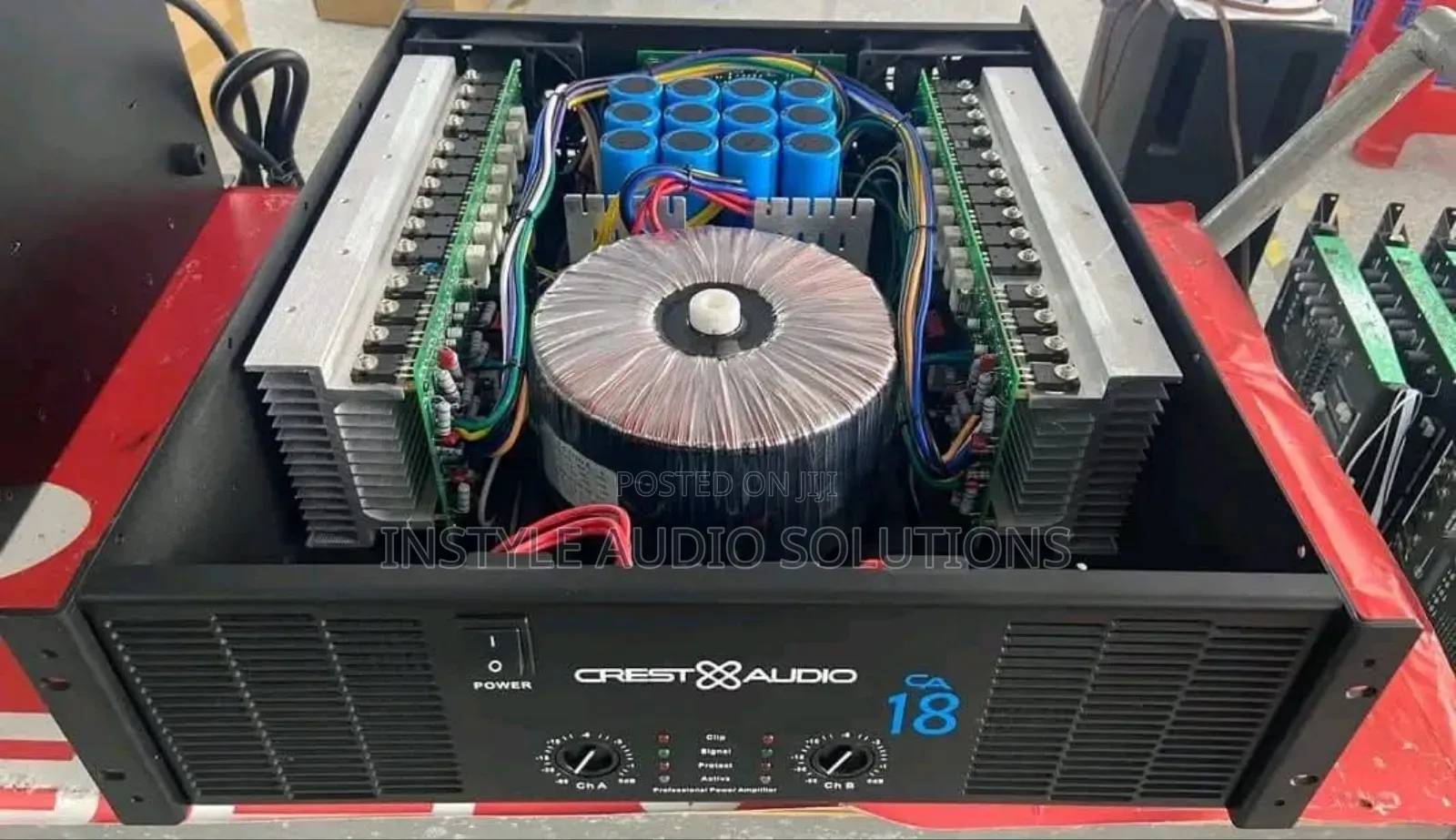 Top Quality Crest Audio Ca18 Professional Powered Amplifier 2 Channels