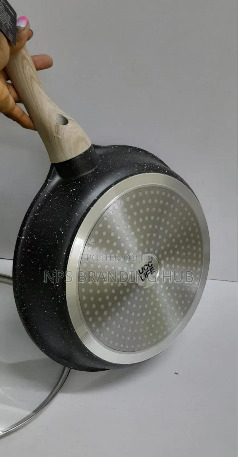 Heavy Duty Granite Frying Pan . 28cm 2.7 Litres