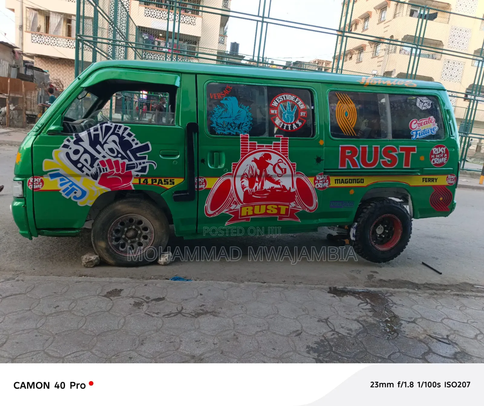 Nissan Caravan (Urvan) 2009 Green