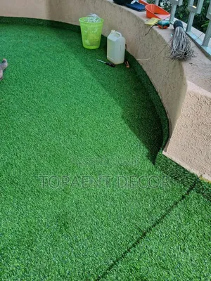 25mm No Footprints and Green That Works Artificial Grass Carpet