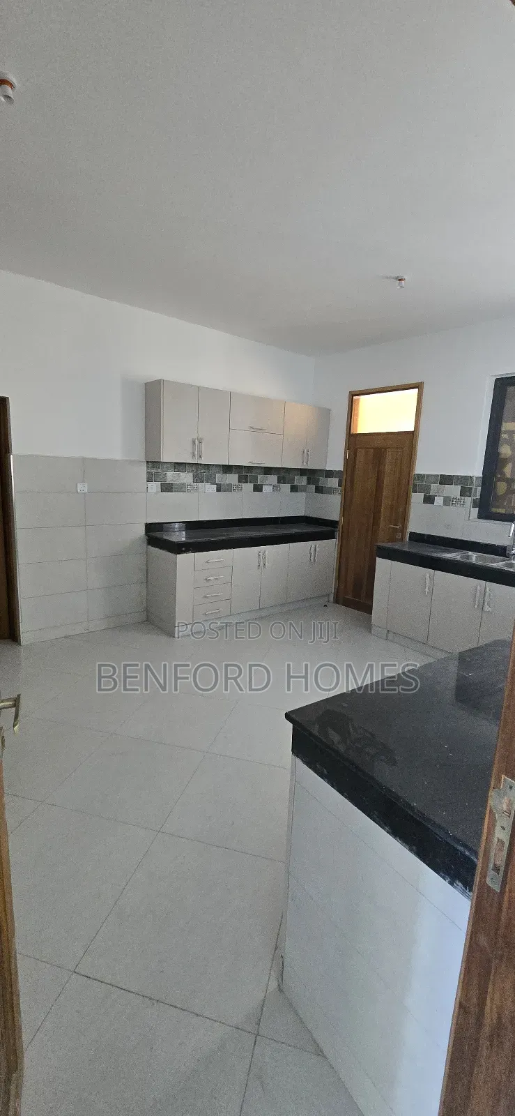 3bdrm Apartment in Nyali for sale
