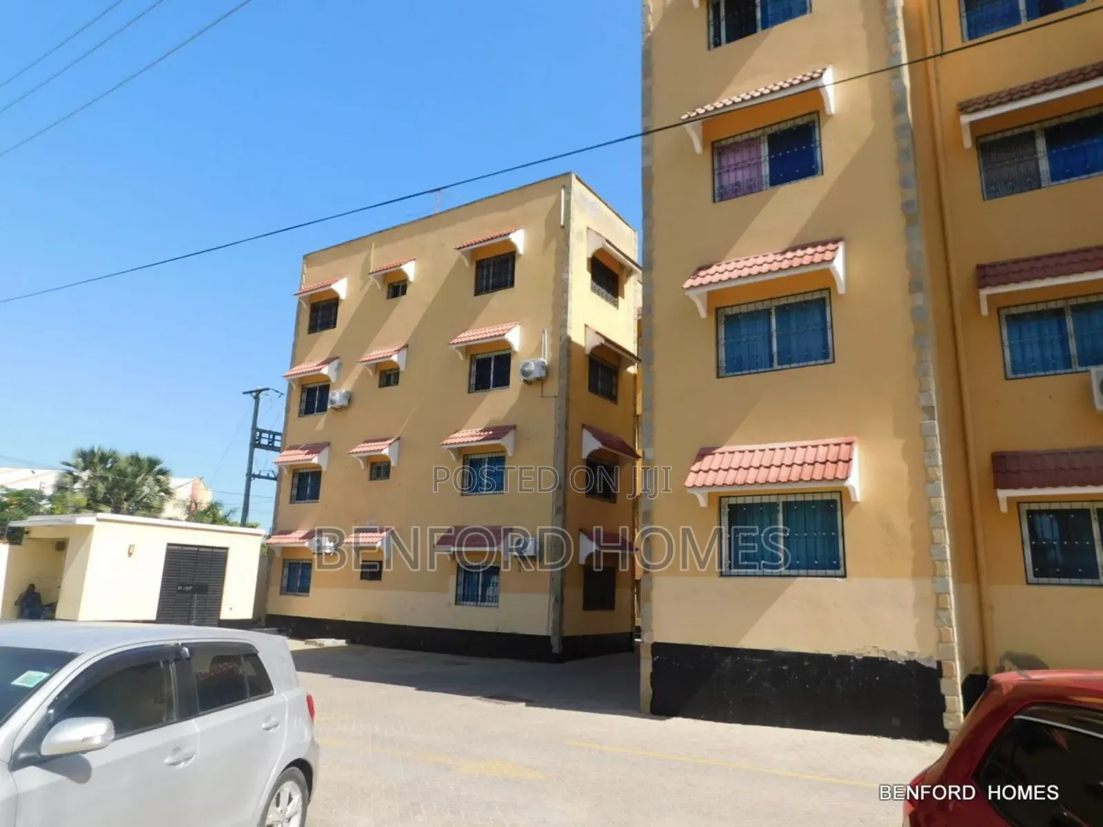 3bdrm Apartment in Beach Road, Nyali Mkomani for sale